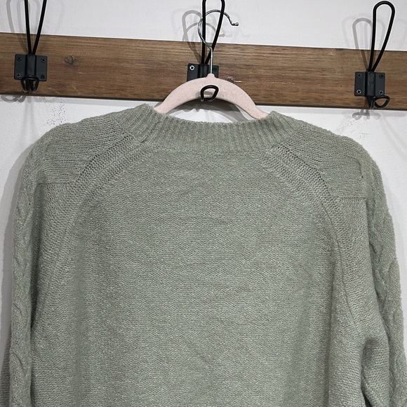 J.Crew Cashmere bouclé cable-sleeve sweater - Picture 9 of 14